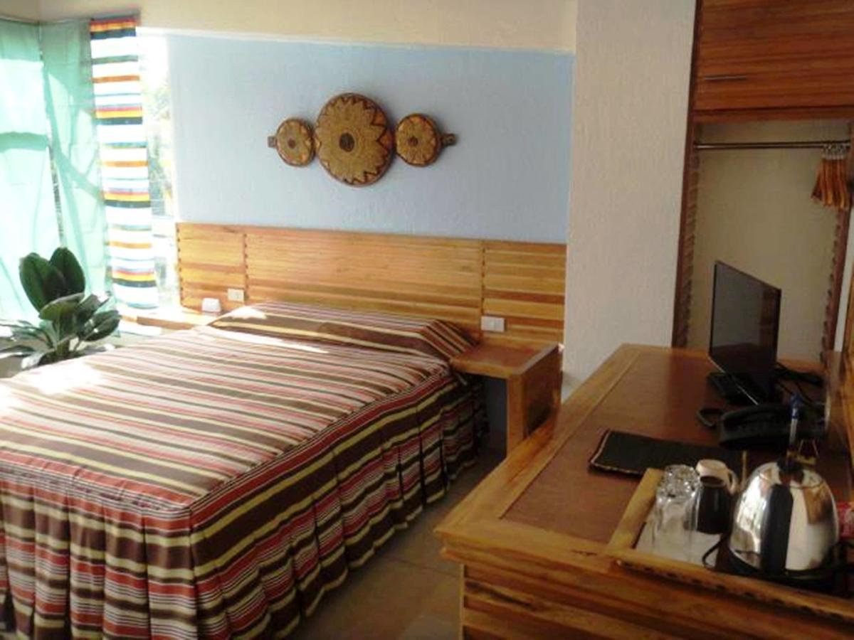Citi Hotel Hilongos Экстерьер фото